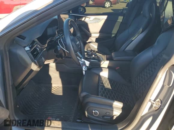 ✅ 2023 Audi RS 5 Sportback • VIN: WUAAWCF56PA900738 • Лот: 92566815. Опубликован ранее на Copart с пробегом 26 456 миль. Бесплатный доступ к архиву аукционных продаж из США и подробный отчёт об истории автомобиля на DreamBid. Изображение 7.