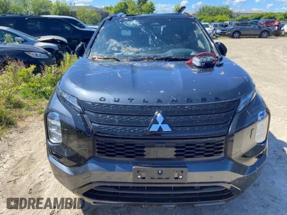 ✅ 2024 Mitsubishi Outlander SEL • VIN: JA4J4WA81RZ633156 • Лот: 65246715. Опубликован ранее на Copart с пробегом 8 333 миль. Бесплатный доступ к архиву аукционных продаж из США и подробный отчёт об истории автомобиля на DreamBid. Изображение 7.