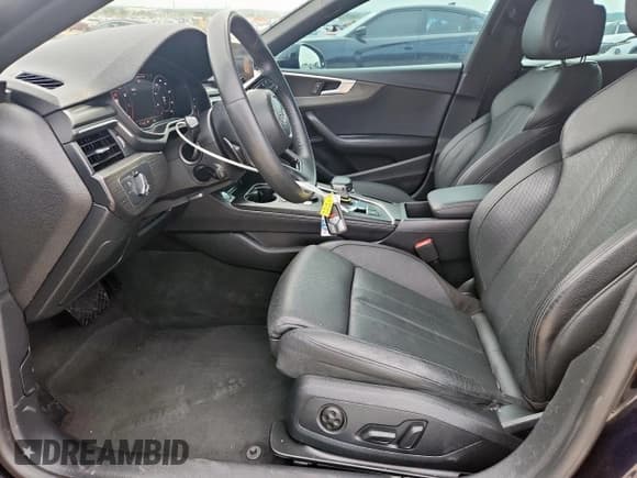 ✅ 2019 Audi A5 Sportback Premium Plus • VIN: WAUENCF56KA070513 • Lot: 71406345. Wystawiony na Copart z przebiegiem 70 748 mil. Bezpłatny archiwum sprzedaży aukcyjnych z USA i szczegółowy raport historii pojazdu na DreamBid. Zdjęcie 7.