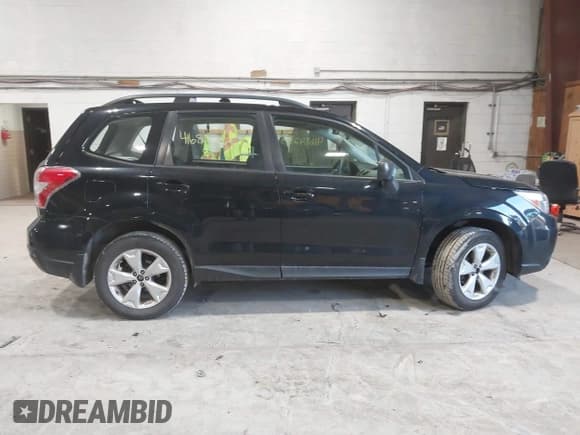 ✅ 2016 Subaru Forester 2.5i • VIN: JF2SJABC4GH565528 • Lot: 41684233. Wystawiony na IAAI z przebiegiem 32 357 mil. Bezpłatny archiwum sprzedaży aukcyjnych z USA i szczegółowy raport historii pojazdu na DreamBid. Zdjęcie 13.