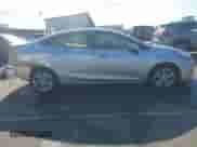 2016 Chevrolet Cruze LT z VIN 1G1BE5SM6G7266382, wystawiony jako IAAI lot #43297841 z przebiegiem 182 239 mil mil oraz . Historia ofert i sprzedaży dostępna na DreamBid. Obrazek 13.