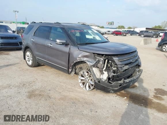 ✅ 2013 Ford Explorer Limited • VIN: 1FM5K7F82DGB98904 • Lot: 43748175. Wystawiony na IAAI z przebiegiem 92 348 mil. Bezpłatny archiwum sprzedaży aukcyjnych z USA i szczegółowy raport historii pojazdu na DreamBid. Zdjęcie 6.