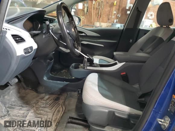 ✅ 2020 Chevrolet Bolt EV LT • VIN: 1G1FY6S00L4137125 • Lot: 49644975. Wystawiony na Copart z przebiegiem 88 785 mil. Bezpłatny archiwum sprzedaży aukcyjnych z USA i szczegółowy raport historii pojazdu na DreamBid. Zdjęcie 7.