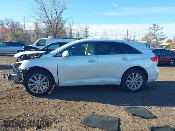 ✅ 2011 Toyota Venza • VIN: 4T3BA3BB0BU026067 • Lot: 43712376. Listed on IAAI with 94,459 mi. Free auction sales archive from the USA and detailed vehicle history report at DreamBid. Image 14.