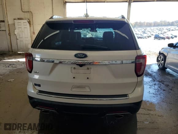 ✅ 2018 Ford Explorer XLT • VIN: 1FM5K7D87JGA23935 • Lot: 91638285. Wystawiony na Copart z przebiegiem 116 741 mil. Bezpłatny archiwum sprzedaży aukcyjnych z USA i szczegółowy raport historii pojazdu na DreamBid. Zdjęcie 6.