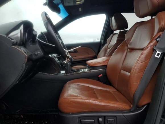 ✅ 2011 Acura MDX Advance • VIN: 2HNYD2H79BH533851 • Lot: 59584535. Wystawiony na Copart z przebiegiem 230 295 mil. Bezpłatny archiwum sprzedaży aukcyjnych z USA i szczegółowy raport historii pojazdu na DreamBid. Zdjęcie 7.