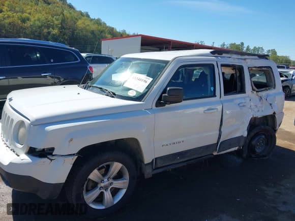 ✅ 2012 Jeep Patriot Latitude • VIN: 1C4NJRFB2CD604694 • Лот: 43340196. Опубликован ранее на IAAI с пробегом 147 393 миль. Бесплатный доступ к архиву аукционных продаж из США и подробный отчёт об истории автомобиля на DreamBid. Изображение 6.