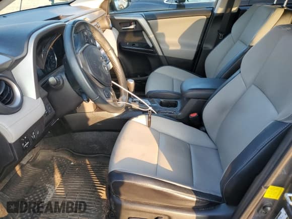 ✅ 2016 Toyota RAV4 Limited • VIN: 2T3DFREVXGW440645 • Lot: 93262035. Listed on Copart with 109,336 mi. Free auction sales archive from the USA and detailed vehicle history report at DreamBid. Image 7.