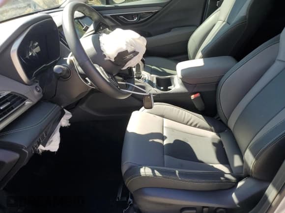 ✅ 2025 Subaru Outback Onyx • VIN: 4S4BTALC7S3255432 • Lot: 80378915. Wystawiony na Copart z przebiegiem 4 900 mil. Bezpłatny archiwum sprzedaży aukcyjnych z USA i szczegółowy raport historii pojazdu na DreamBid. Zdjęcie 7.