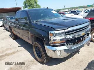 ✅ 2017 Chevrolet Silverado 1500 LT • VIN: 1GCVKREC1HZ370193 • Лот: 42781039. Опубликован ранее на IAAI с пробегом 189 567 миль. Бесплатный доступ к архиву аукционных продаж из США и подробный отчёт об истории автомобиля на DreamBid. Изображение 1.
