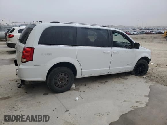 ✅ 2020 Dodge Grand Caravan SXT • VIN: 2C4RDGCG1LR201199 • Лот: 93584165. Опубликован ранее на Copart с пробегом Не указан. Бесплатный доступ к архиву аукционных продаж из США и подробный отчёт об истории автомобиля на DreamBid. Изображение 3.