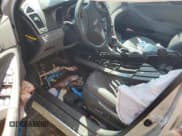 ✅ 2012 Hyundai Sonata Hybrid • VIN: KMHEC4A48CA054579 • Lot: 68670114. Listed on Copart with 176,829 mi. Free auction sales archive from the USA and detailed vehicle history report at DreamBid. Image 8.