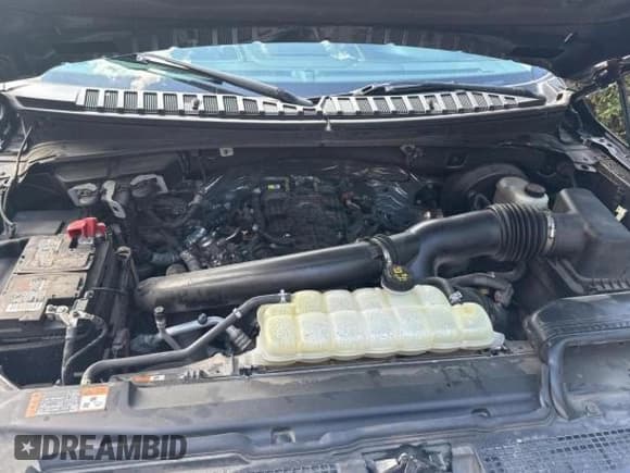 ✅ 2021 Ford Expedition Max Platinum • VIN: 1FMJK1MT8MEA80953 • Lot: 82150805. Listed on Copart with 64,072 mi. Free auction sales archive from the USA and detailed vehicle history report at DreamBid. Image 7.