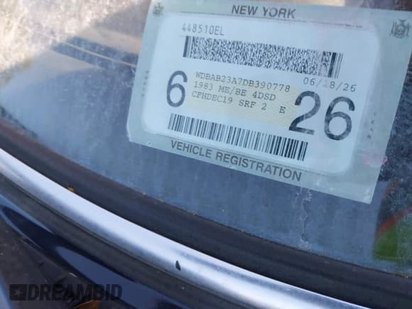 ✅ 1983 Mercedes-Benz 240 • VIN: WDBAB23A7DB390778 • Лот: 43509228. Опубликован ранее на IAAI с пробегом 91 732 миль. Бесплатный доступ к архиву аукционных продаж из США и подробный отчёт об истории автомобиля на DreamBid. Изображение 9.