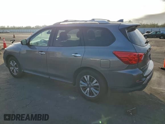 ✅ 2020 Nissan Pathfinder SV • VIN: 5N1DR2BN7LC593933 • Lot: 95789295. Listed on Copart with 101,195 mi. Free auction sales archive from the USA and detailed vehicle history report at DreamBid. Image 2.