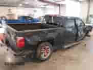 2018 Chevrolet Silverado 1500 LT z VIN 3GCUKREC0JG519095, wystawiony jako IAAI lot #43271594 z przebiegiem 108 548 mil mil oraz . Historia ofert i sprzedaży dostępna na DreamBid. Obrazek 4.