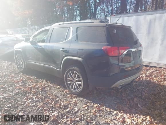 ✅ 2019 GMC Acadia SLE • VIN: 1GKKNLLS4KZ189912 • Lot: 40819219. Wystawiony na IAAI z przebiegiem 158 129 mil. Bezpłatny archiwum sprzedaży aukcyjnych z USA i szczegółowy raport historii pojazdu na DreamBid. Zdjęcie 3.