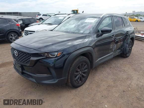 ✅ 2024 Mazda CX-50 S Preferred • VIN: 7MMVABBM1RN183505 • Lot: 43253419. Wystawiony na IAAI z przebiegiem 43 039 mil. Bezpłatny archiwum sprzedaży aukcyjnych z USA i szczegółowy raport historii pojazdu na DreamBid. Zdjęcie 2.