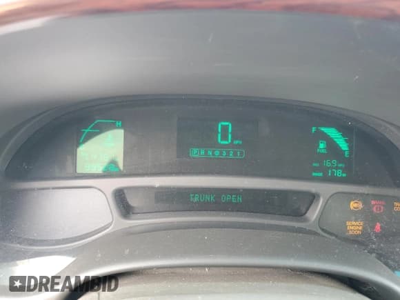 ✅ 2000 Cadillac DeVille • VIN: 1G6KD54Y5YU293475 • Lot: 81501775. Wystawiony na Copart z przebiegiem 99 528 mil. Bezpłatny archiwum sprzedaży aukcyjnych z USA i szczegółowy raport historii pojazdu na DreamBid. Zdjęcie 9.