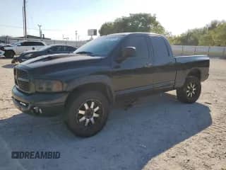 2005 Dodge 1500 SLT z VIN 1D7HA18D45S266197, wystawiony jako Copart lot #81935195 z przebiegiem 238 771 mil mil oraz Szkoda całkowita • Salvage title. Historia ofert i sprzedaży dostępna na DreamBid. Obrazek 1.