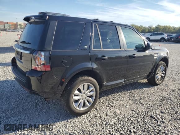 ✅ 2014 Land Rover LR2 • VIN: SALFR2BG1EH406179 • Лот: 82211535. Опубликован ранее на Copart с пробегом 189 981 миль. Бесплатный доступ к архиву аукционных продаж из США и подробный отчёт об истории автомобиля на DreamBid. Изображение 3.