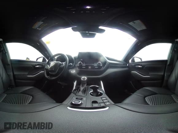 ✅ 2024 Toyota Highlander LE • VIN: 5TDKDRBH3RS537184 • Лот: 42108464. Опубликован ранее на IAAI с пробегом 35 747 миль. Бесплатный доступ к архиву аукционных продаж из США и подробный отчёт об истории автомобиля на DreamBid. Изображение 22.