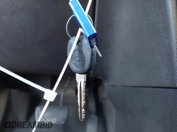 ✅ 2010 Chevrolet HHR LS • VIN: 3GCAAADB0AS519420 • Lot: 43639050. Wystawiony na IAAI z przebiegiem 112 061 mil. Bezpłatny archiwum sprzedaży aukcyjnych z USA i szczegółowy raport historii pojazdu na DreamBid. Zdjęcie 11.