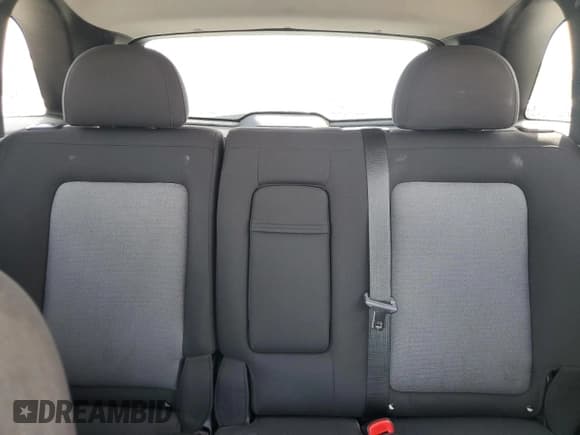 ✅ 2012 Chevrolet Captiva Sport LT • VIN: 3GNAL3E53CS601585 • Lot: 53816455. Wystawiony na Copart z przebiegiem 236 221 mil. Bezpłatny archiwum sprzedaży aukcyjnych z USA i szczegółowy raport historii pojazdu na DreamBid. Zdjęcie 10.