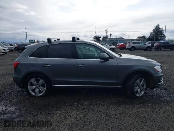 ✅ 2016 Audi Q5 Premium Plus • VIN: WA1CVAFP5GA010353 • Лот: 41859581. Опубликован ранее на IAAI с пробегом 127 127 миль. Бесплатный доступ к архиву аукционных продаж из США и подробный отчёт об истории автомобиля на DreamBid. Изображение 14.