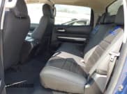 ✅ 2015 Toyota Tundra Limited • VIN: 5TFFY5F10FX180077 • Lot: 43389344. Wystawiony na IAAI z przebiegiem 115 063 mil. Bezpłatny archiwum sprzedaży aukcyjnych z USA i szczegółowy raport historii pojazdu na DreamBid. Zdjęcie 8.