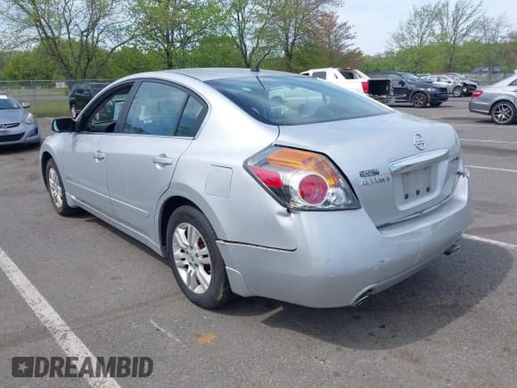 ✅ 2010 Nissan Altima Hybrid • VIN: 1N4CL2AP9AC113172 • Lot: 42147447. Wystawiony na IAAI z przebiegiem Nie podano. Bezpłatny archiwum sprzedaży aukcyjnych z USA i szczegółowy raport historii pojazdu na DreamBid. Zdjęcie 3.