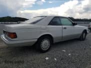 ✅ 1991 Mercedes-Benz 560 • VIN: WDBCA45E6MA583663 • Lot: 66163085. Wystawiony na Copart z przebiegiem 306 084 mil. Bezpłatny archiwum sprzedaży aukcyjnych z USA i szczegółowy raport historii pojazdu na DreamBid. Zdjęcie 3.
