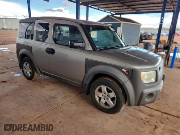 ✅ 2003 Honda Element EX • VIN: 5J6YH28513L021346 • Lot: 93396945. Listed on Copart with 238,755 mi. Free auction sales archive from the USA and detailed vehicle history report at DreamBid. Image 4.