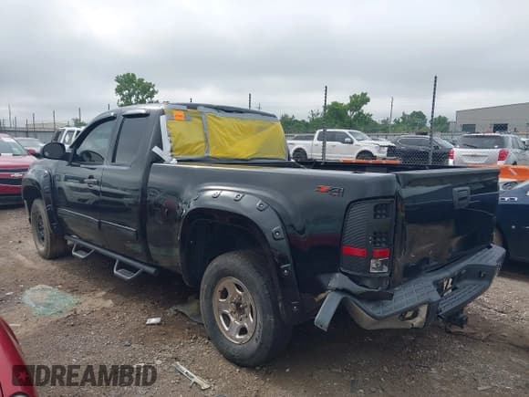 ✅ 2009 GMC Sierra 1500 SL • VIN: 1GTEC19C39Z288654 • Лот: 42374545. Опубликован ранее на IAAI с пробегом 273 918 миль. Бесплатный доступ к архиву аукционных продаж из США и подробный отчёт об истории автомобиля на DreamBid. Изображение 3.