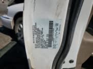 ✅ 2001 Lincoln Continental • VIN: 1LNHM97V31Y673523 • Lot: 52451385. Listed on Copart with 133,879 mi. Free auction sales archive from the USA and detailed vehicle history report at DreamBid. Image 12.