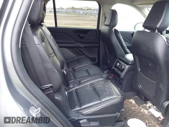 ✅ 2023 Lincoln Aviator Standard • VIN: 5LM5J6XCXPGL07644 • Lot: 43689826. Listed on IAAI with 11,818 mi. Free auction sales archive from the USA and detailed vehicle history report at DreamBid. Image 8.