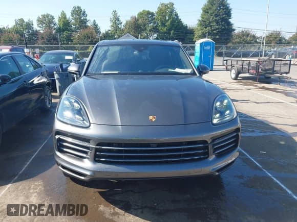 ✅ 2019 Porsche Cayenne • VIN: WP1AA2AY6KDA13900 • Lot: 43201722. Wystawiony na IAAI z przebiegiem 32 297 mil. Bezpłatny archiwum sprzedaży aukcyjnych z USA i szczegółowy raport historii pojazdu na DreamBid. Zdjęcie 13.