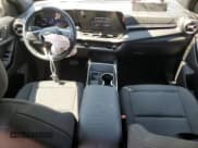 ✅ 2025 Chevrolet Equinox FWD LT • VIN: 3GNAXHEG6SL313152 • Lot: 68159785. Wystawiony na Copart z przebiegiem 12 471 mil. Bezpłatny archiwum sprzedaży aukcyjnych z USA i szczegółowy raport historii pojazdu na DreamBid. Zdjęcie 8.