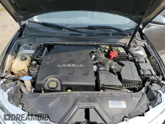 ✅ 2014 Lincoln MKZ • VIN: 3LN6L2JK1ER830020 • Lot: 66692345. Wystawiony na Copart z przebiegiem 120 170 mil. Bezpłatny archiwum sprzedaży aukcyjnych z USA i szczegółowy raport historii pojazdu na DreamBid. Zdjęcie 11.