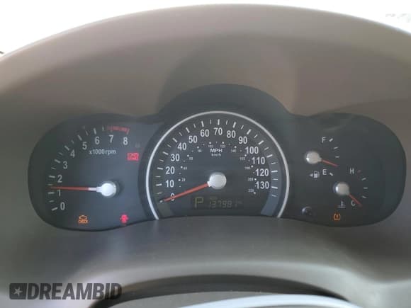 ✅ 2014 Kia Sedona EX • VIN: KNDMH4C78E6542428 • Lot: 71250904. Listed on Copart with 137,981 mi. Free auction sales archive from the USA and detailed vehicle history report at DreamBid. Image 9.