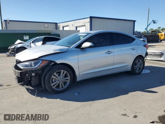✅ 2018 Hyundai Elantra Limited • VIN: 5NPD84LF4JH389800 • Lot: 86883395. Listed on Copart with 108,071 mi. Free auction sales archive from the USA and detailed vehicle history report at DreamBid. Image 1.