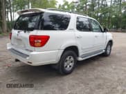 ✅ 2001 Toyota Sequoia Limited • VIN: 5TDBT48AX1S051993 • Лот: 42946018. Опубликован ранее на IAAI с пробегом 300 907 миль. Бесплатный доступ к архиву аукционных продаж из США и подробный отчёт об истории автомобиля на DreamBid. Изображение 4.