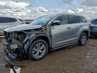 ✅ 2015 Toyota Highlander XLE • VIN: 5TDKKRFH3FS088018 • Lot: 93928645. Wystawiony na Copart z przebiegiem 156 820 mil. Bezpłatny archiwum sprzedaży aukcyjnych z USA i szczegółowy raport historii pojazdu na DreamBid. Zdjęcie 1.