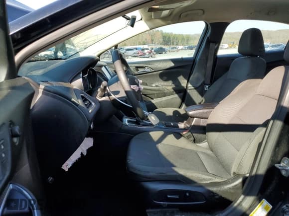 ✅ 2017 Chevrolet Cruze LT • VIN: 1G1BE5SM0H7233542 • Lot: 46201313. Listed on Copart with 179,603 mi. Free auction sales archive from the USA and detailed vehicle history report at DreamBid. Image 7.