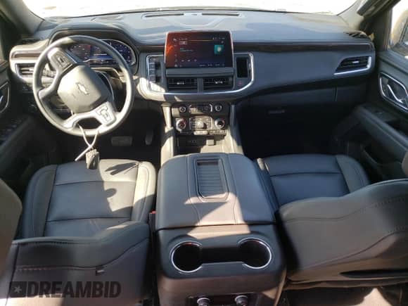 2024 Chevrolet Tahoe LT z VIN 1GNSKNKD3RR129463, wystawiony jako Copart lot #77114864 z przebiegiem 17 773 mil mil oraz Czysty tytuł • Clean title. Historia ofert i sprzedaży dostępna na DreamBid. Obrazek 8.