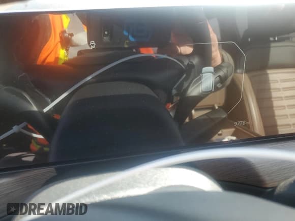 ✅ 2024 Kia EV9 Land • VIN: KNDADFS57R6031762 • Лот: 42653065. Опубликован ранее на Copart с пробегом 9 778 миль. Бесплатный доступ к архиву аукционных продаж из США и подробный отчёт об истории автомобиля на DreamBid. Изображение 9.