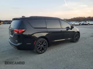 ✅ 2020 Chrysler Pacifica Touring L Plus • VIN: 2C4RC1EG4LR236090 • Lot: 92238565. Wystawiony na Copart z przebiegiem 121 514 mil. Bezpłatny archiwum sprzedaży aukcyjnych z USA i szczegółowy raport historii pojazdu na DreamBid. Zdjęcie 3.