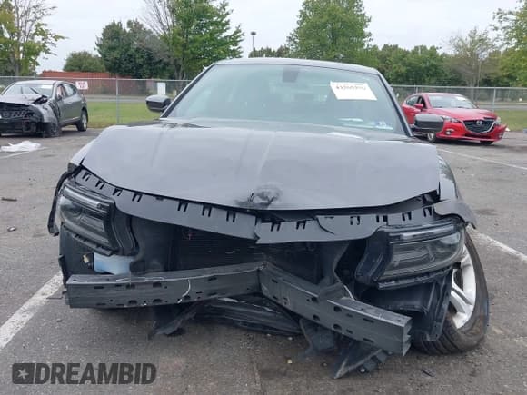 ✅ 2019 Dodge Charger SXT • VIN: 2C3CDXBG7KH728003 • Лот: 43265356. Опубликован ранее на IAAI с пробегом 58 848 миль. Бесплатный доступ к архиву аукционных продаж из США и подробный отчёт об истории автомобиля на DreamBid. Изображение 12.