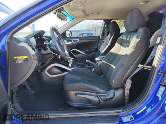 ✅ 2012 Hyundai Veloster w/Red Int • VIN: KMHTC6AD9CU022581 • Lot: 86845255. Wystawiony na Copart z przebiegiem 207 579 mil. Bezpłatny archiwum sprzedaży aukcyjnych z USA i szczegółowy raport historii pojazdu na DreamBid. Zdjęcie 7.