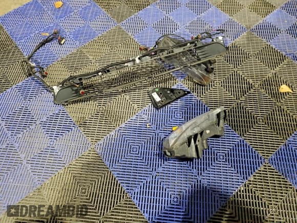 ✅ 2022 Tesla Model 3 • VIN: 5YJ3E1EA0NF304623 • Lot: 94419905. Wystawiony na Copart z przebiegiem 119 481 mil. Bezpłatny archiwum sprzedaży aukcyjnych z USA i szczegółowy raport historii pojazdu na DreamBid. Zdjęcie 12.